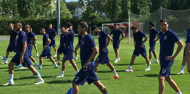Fenerbahçe Lozan’daki ilk antrenmanını gerçekleştirdi