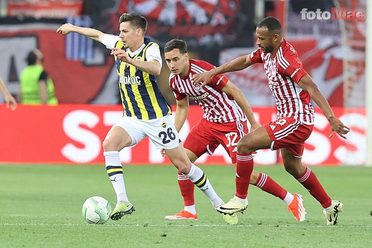 TRANSFER HABERLERİ: Fenerbahçe sil baştan! İsmail Kartal raporunu verdi...