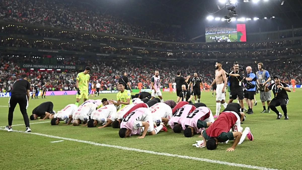 Dualarla gelen zafer! Fas, penaltılarda Hollanda'yı devirdi!
