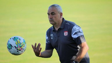 Sivasspor Teknik Direktörü Rıza Çalımbay'dan taraftara destek çağrısı: