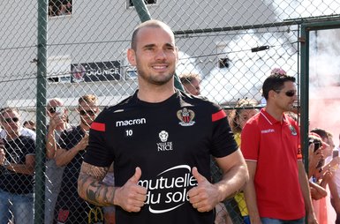 Sneijder Nice’teki ilk antrenmanına çıktı