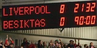 Liverpool taraftarı kızdırdı!
