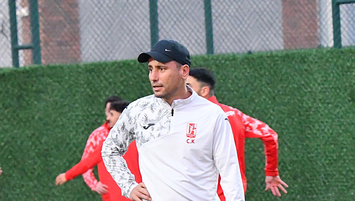 Cem Kavçak istifa etti