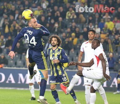 İngilizler resmen açıkladı! Vedat Muriç’e tarihi teklif
