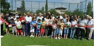 Nilüfer’de her mahalleye halı saha
