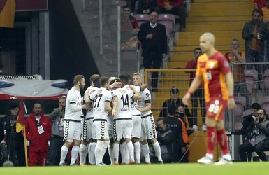 Galatasaray-Atiker Konyaspor karşılaşmasından kareler