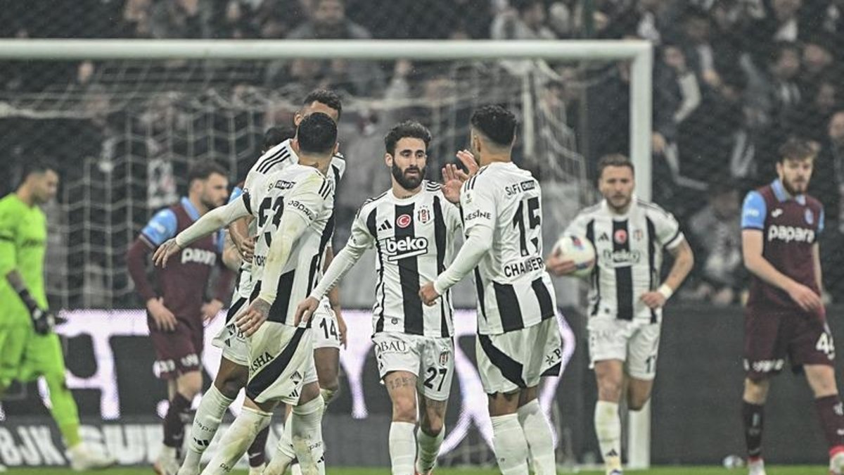 Beşiktaş 2-1 Trabzonspor (MAÇ SONUCU - ÖZET) Kartal derbide 3 puana kanatlandı Beşiktaş 2-1 Trabzonspor (MAÇ SONUCU - ÖZET) Kartal derbide 3 puana kanatlandı