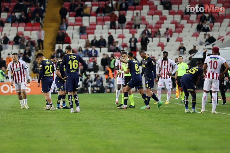 Fenerbahçeli futbolculardan büyük isyan! Sesleri koridorda yankılandı