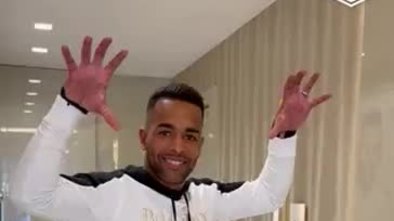 Son dakika BJK transfer haberleri | Beşiktaş'tan Alex Teixeira paylaşımı! Yola çıktı