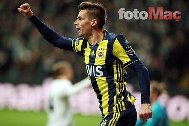 Canlı yayında açıkladı! Fenerbahçe’de 4 ayrılık 3 transfer