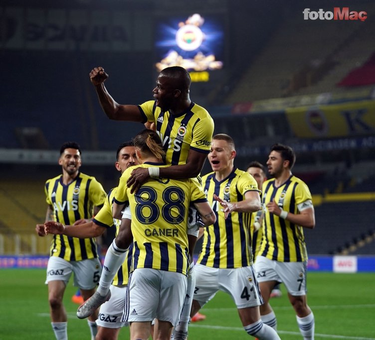 Son dakika spor haberi: Ozan Zeybek'ten çarpıcı Fenerbahçe yorumu! "Alanya'dan galibiyetle dönemezse..." Son dakika spor haberi: Ozan Zeybek'ten çarpıcı Fenerbahçe yorumu! "Alanya'dan galibiyetle dönemezse..."