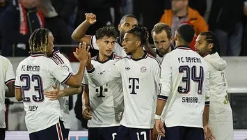 Bayern Münih Freiburg'u 3 golle geçti!