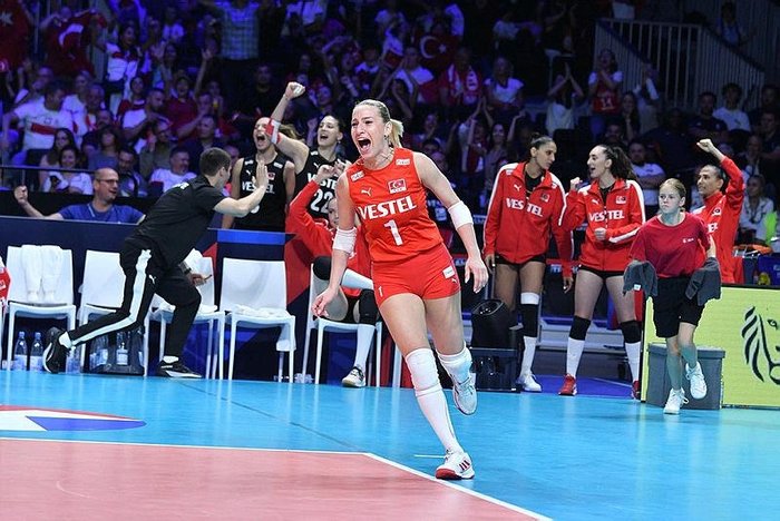 turkiye-italya-maci-canli-izle-turkiye-italya-voleybol-maci-saat-kacta-hangi-kanalda-1693556496360.jpeg