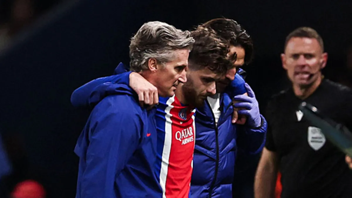 PSG'yi üzen sakatlık haberi: Kvaratskhelia'nın durumu belli oldu