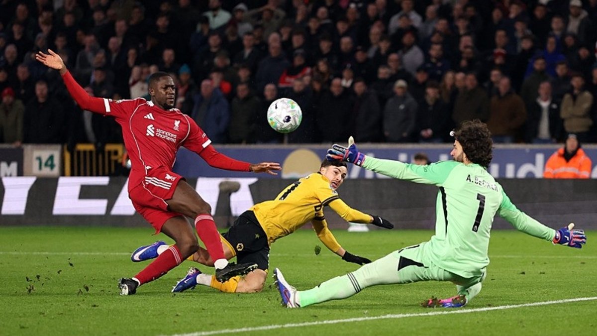 Liverpool'a deplasmanda Wolverhampton şoku!