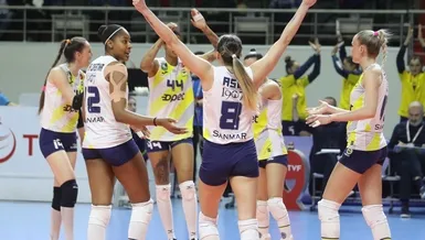Fenerbahçe 3-1 VakıfBank (MAÇ SONUCU - ÖZET)