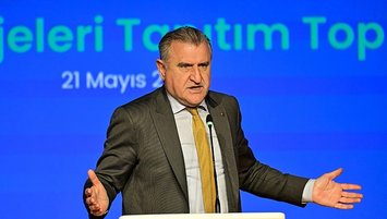 Bakan Bak tebrik etti