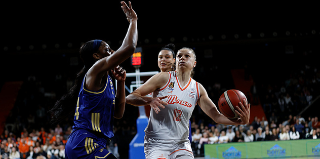 Fenerbahçe Opet deplasmanda galip!