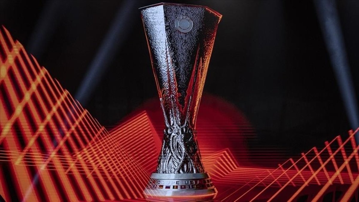Temsilcilerimizin UEFA Avrupa Ligi Playoff rövanş maçlarını yönetecek hakemler belli oldu! Temsilcilerimizin UEFA Avrupa Ligi Playoff rövanş maçlarını yönetecek hakemler belli oldu!