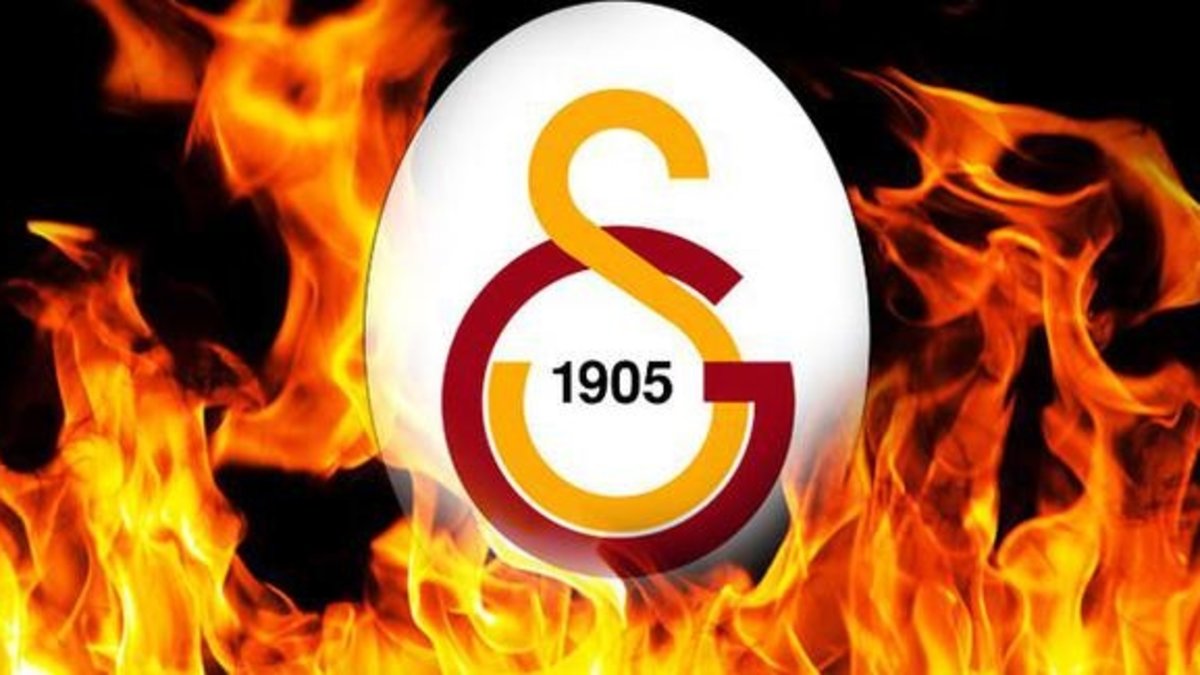 TRANSFER HABERİ - Galatasaray'dan bir bomba daha! Süper Lig'in yıldızı Aslan olacak TRANSFER HABERİ - Galatasaray'dan bir bomba daha! Süper Lig'in yıldızı Aslan olacak