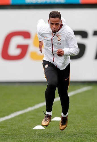 Galatasaray, Akhisar maçı hazırlıklarına başladı