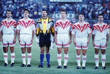 Ogün Temizkanoğlu’ndan Ali Koç’a: ‘Bu iş tribünde oturmakla olmaz!’