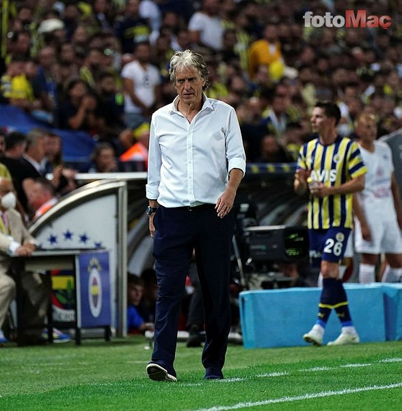 TRANSFER HABERİ: Szalai'nin yerine geliyor! Fenerbahçe'ye Sambacı stoper