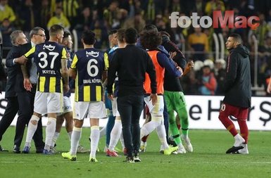 Fenerbahçe - Galatasaray derbisinde son düdük çaldı, Kadıköy karıştı!