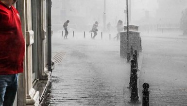 İSTANBUL'DA YAĞIŞ BAŞLADI 🌂Hafta sonu hava nasıl olacak? | 8-9 Temmuz MGM hava durumu