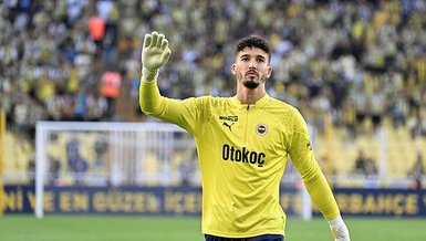 Altay Bayındır İngiltere'ye uçtu!