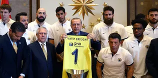 Euroleague kupasını götürdüler