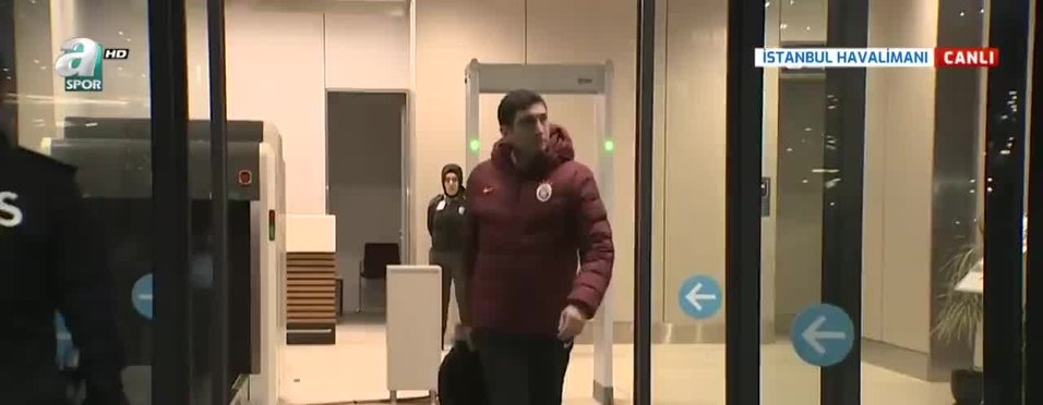 Galatasaray Kafilesi Istanbul A Dondu Videosunu Izle Fotomac Tv