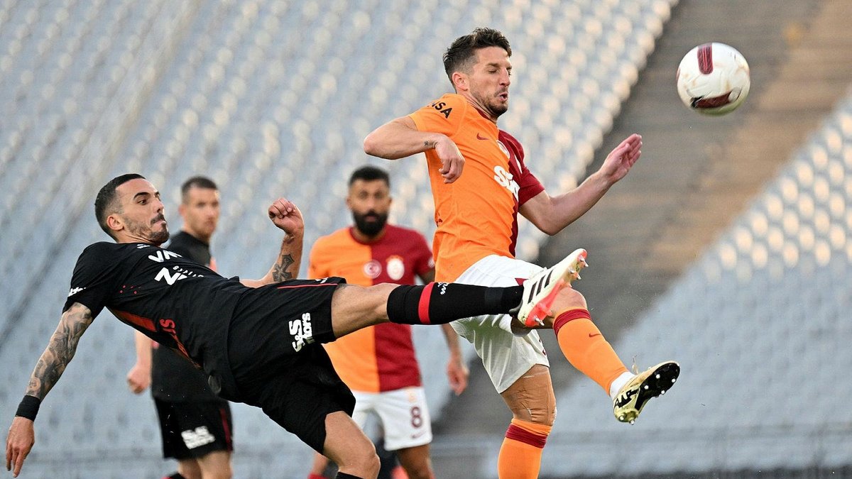 10'un adı Mertens