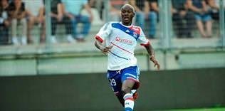 Genç Yattara el yaktı