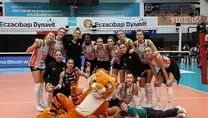 Yeni lider Eczacıbaşı