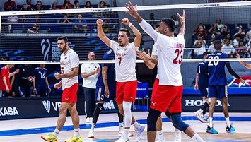 Efeler liderlik aşkına sahada