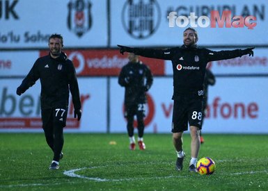 Beşiktaş kararını verdi! Gökhan Gönül ve Caner Erkin...