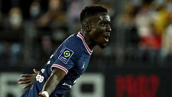 Okan Buruk PSG'li yıldızı istedi