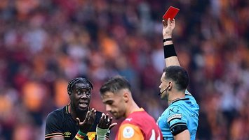 Bokele kırmızı gördü