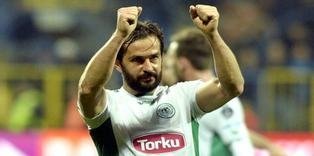 Ali Turan 1 yıl daha Torku Konyaspor'da