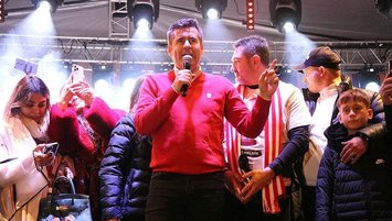 Samsunspor dört koldan