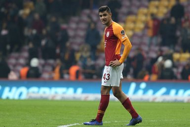 Ozan Kabak Türk futbol tarihine geçti