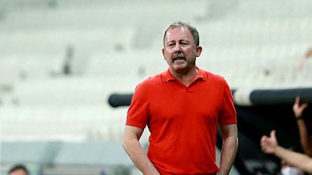 Beşiktaş Teknik Direktörü Sergen Yalçın 4 bölgeye takviye istedi!