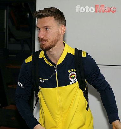 Fenerbahçeli Serdar Aziz’in arabası dudak uçuklattı! Aynısı Caner Erkin ve Arda Turan’da da var