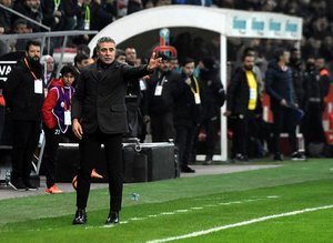 Fenerbahçe'de hedefteki isim Ersun Yanal!