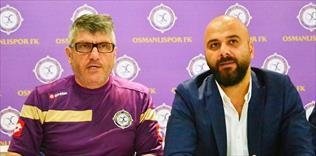 Akçay 3 yıllık imzayı attı...