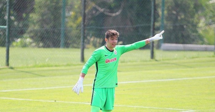 jankat-yilmaz-kimdir-gsaray-u19-futbolcusu-jankat-yilmaz-kac-yasinda-nereli-hangi-takimlarda-oynadi-1666770148288.jpeg