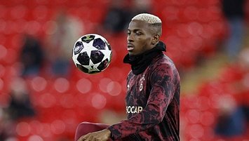 Osimhen bizim bütçemiz