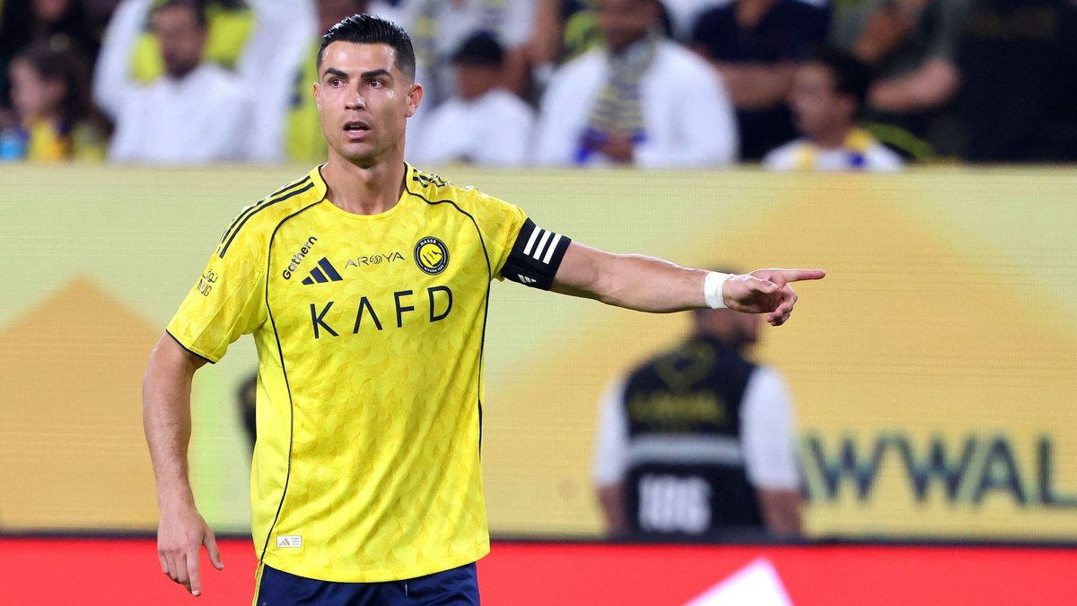 TRANSFER HABERİ: Cristiano Ronaldo, Fenerbahçe'den o ismi işaret etti!