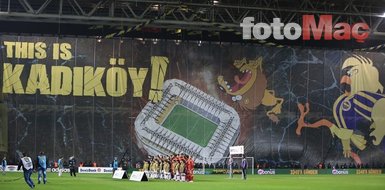 İşte Fenerbahçe - Galatasaray derbisine damga vuran koreografiler